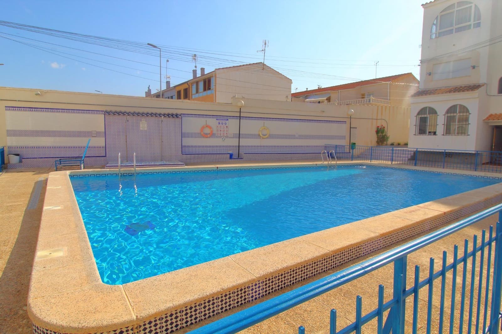 Studio na sprzedaż w Torrevieja z basenem - 90 000 € (Ref: 9533680)