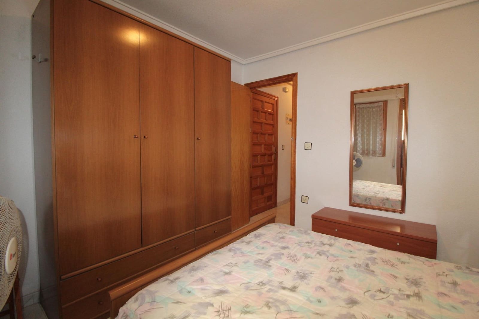 2 bedroom Apartment for sale in Torrevieja - € 110,000 (Ref: 9543547)