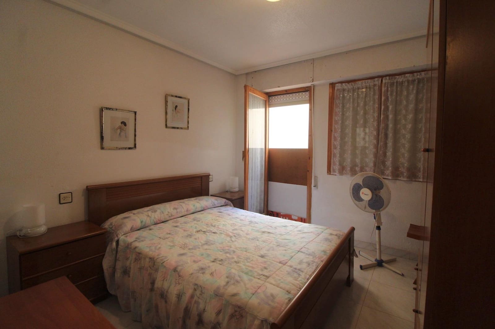 2 bedroom Apartment for sale in Torrevieja - € 110,000 (Ref: 9543547)