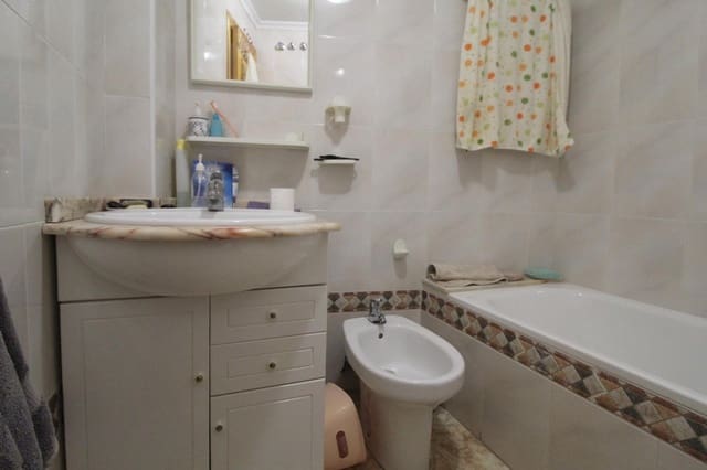 2 sypialnia Apartament na sprzedaż w Avenida Habaneras - Curva de Palangre, Torrevieja - 155 000 € (Ref: 9543548)