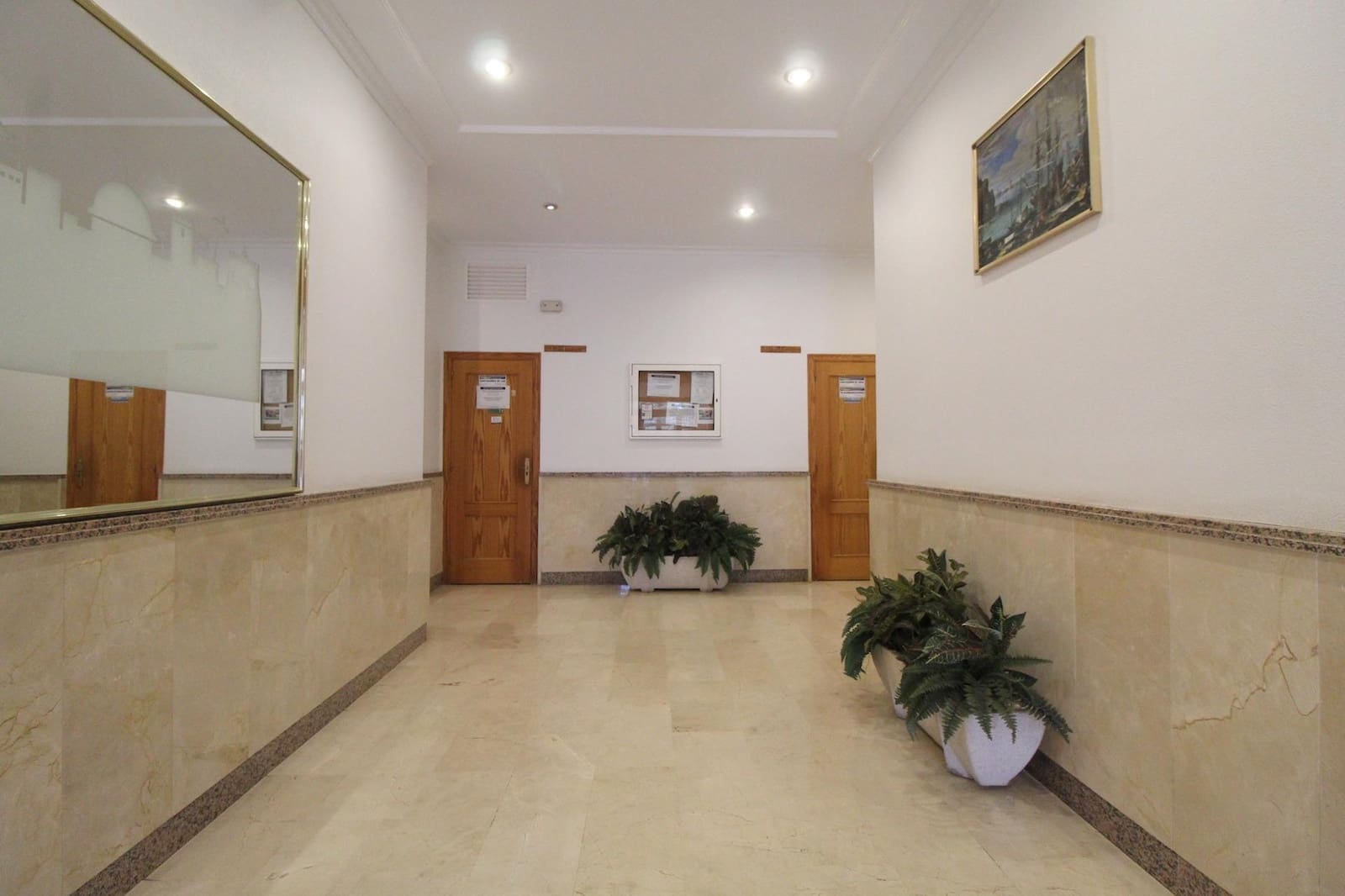 Apartamento de 2 habitaciones en Torrevieja en venta - 155.000 € (Ref: 9543548)