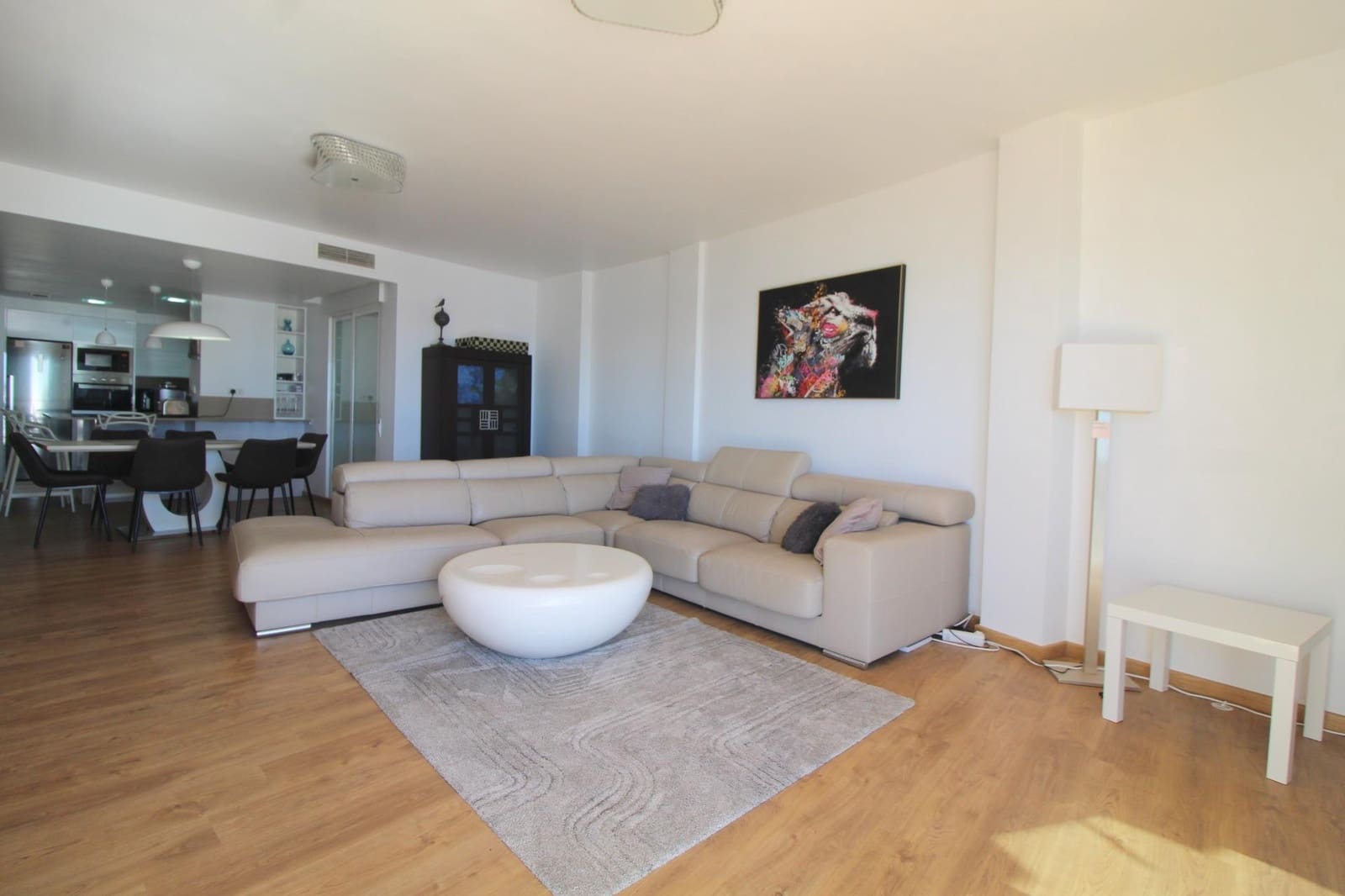 4 bedroom Flat for sale in Torrevieja - € 775,000 (Ref: 9615392)