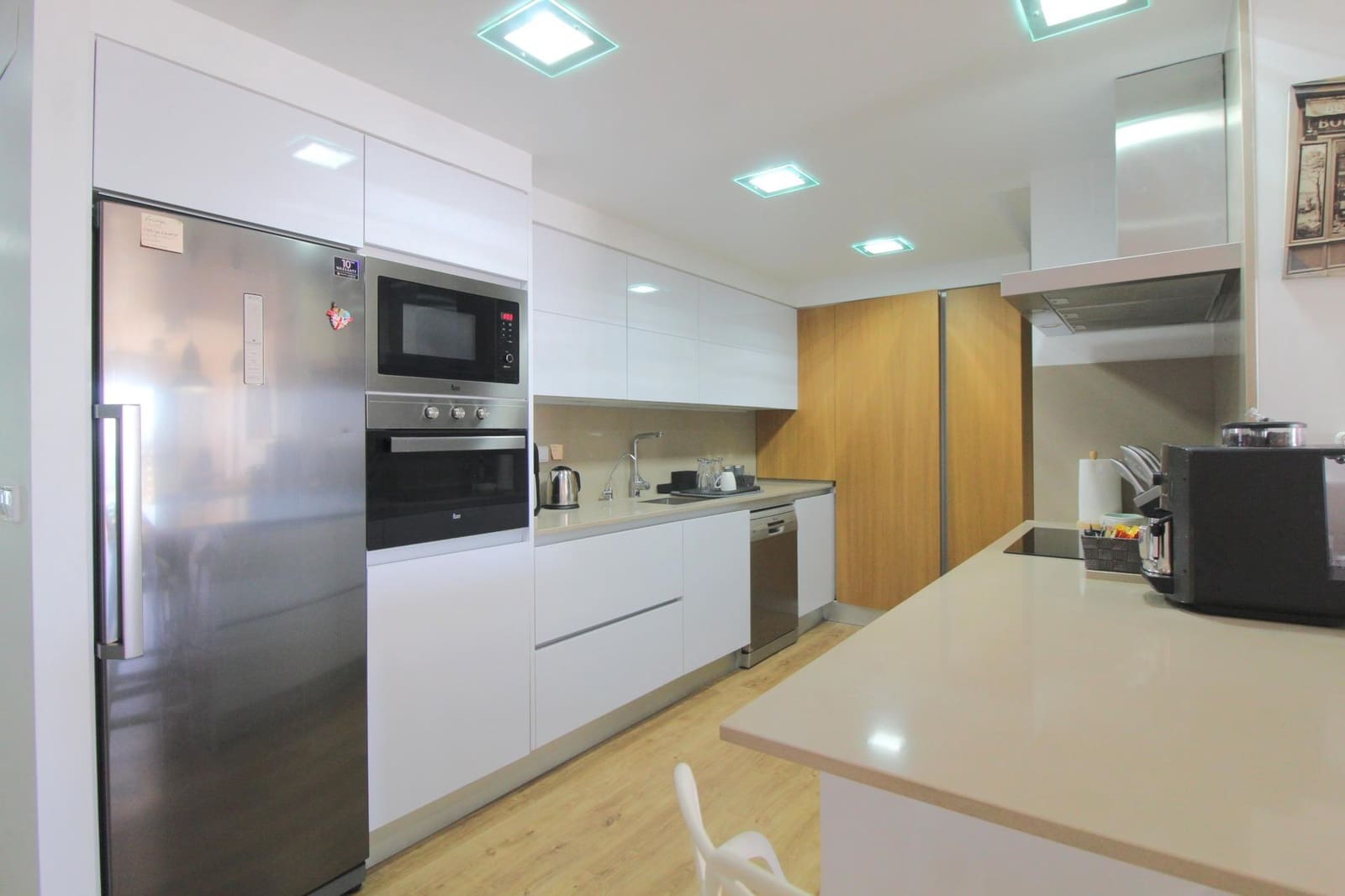 4 bedroom Flat for sale in Torrevieja - € 775,000 (Ref: 9615392)