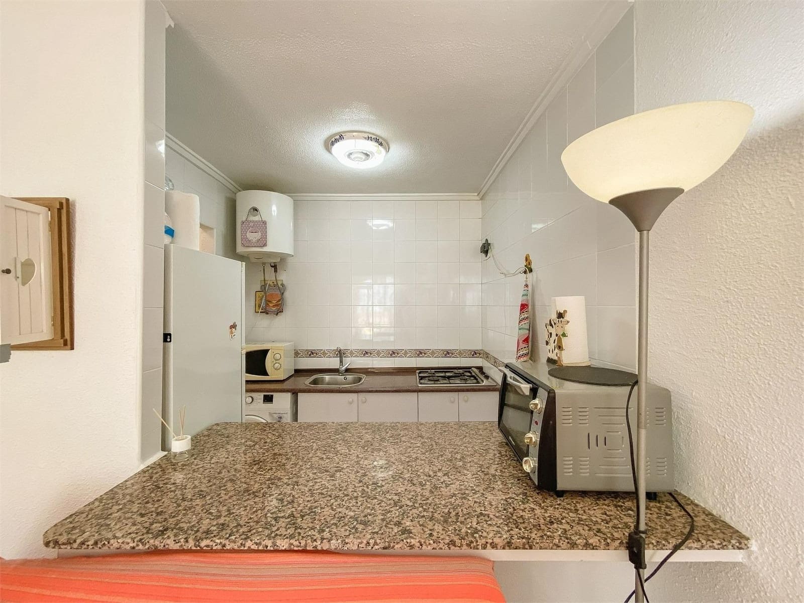 2 Zimmer Bungalow zu verkaufen in Torrevieja - 127.900 € (Ref: 9822872)