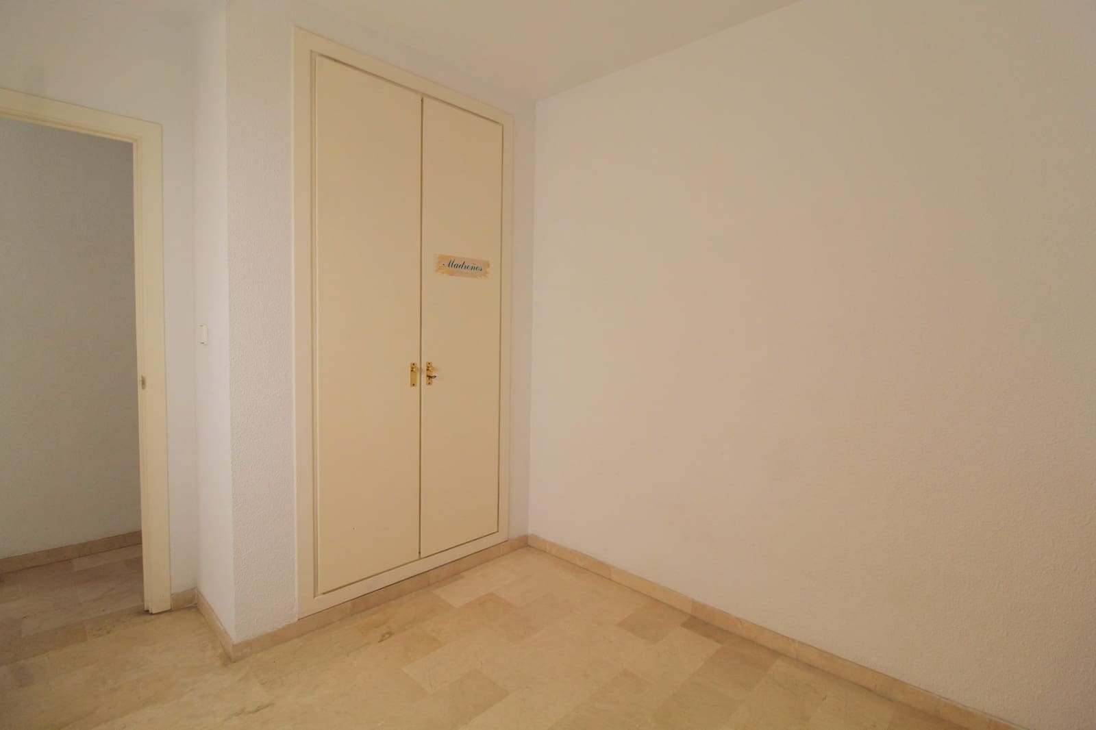 3 chambre Appartement à vendre à Torrevieja - 220 000 € (Ref: 9949752)