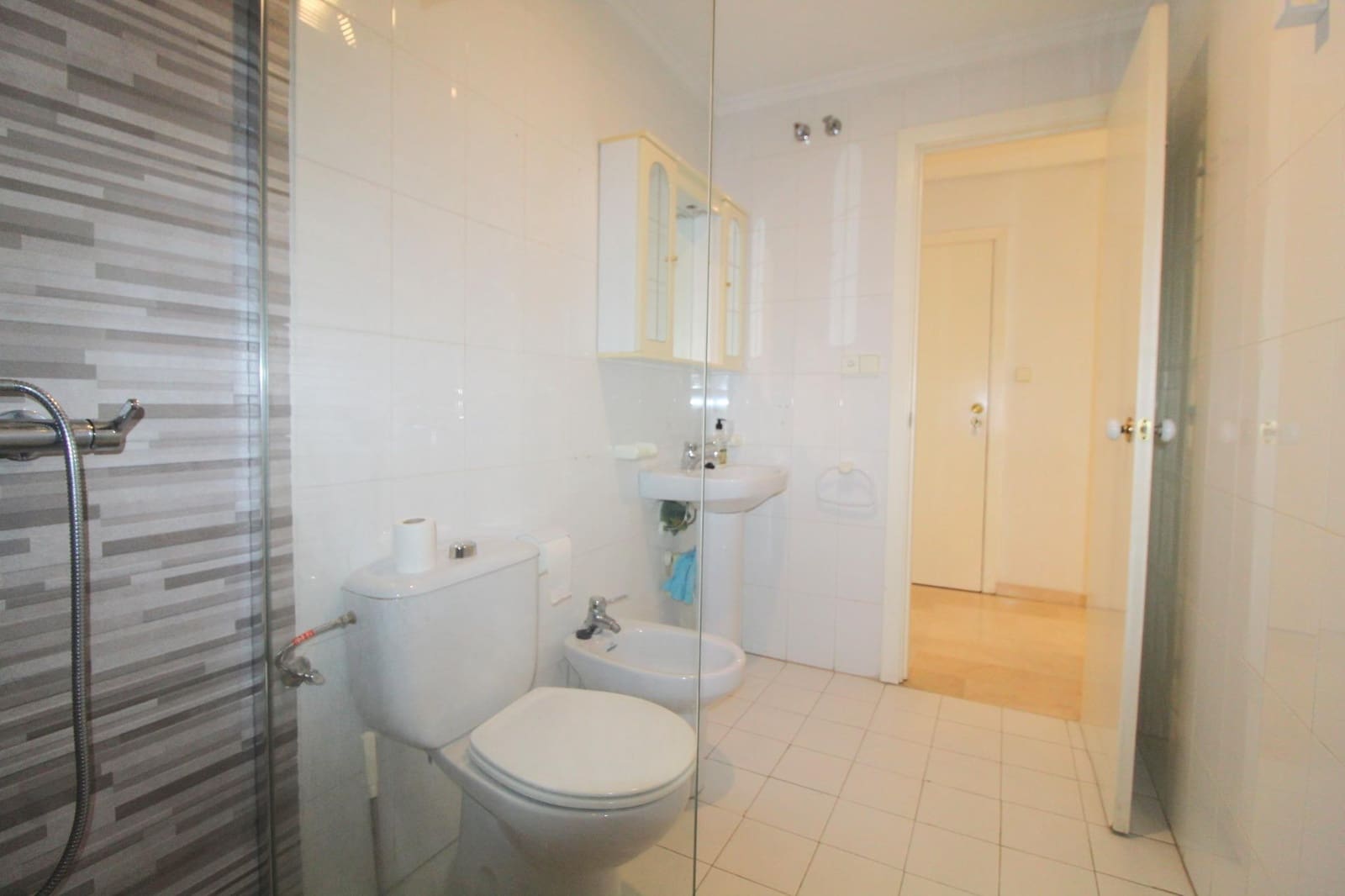 3 chambre Appartement à vendre à Torrevieja - 220 000 € (Ref: 9949752)