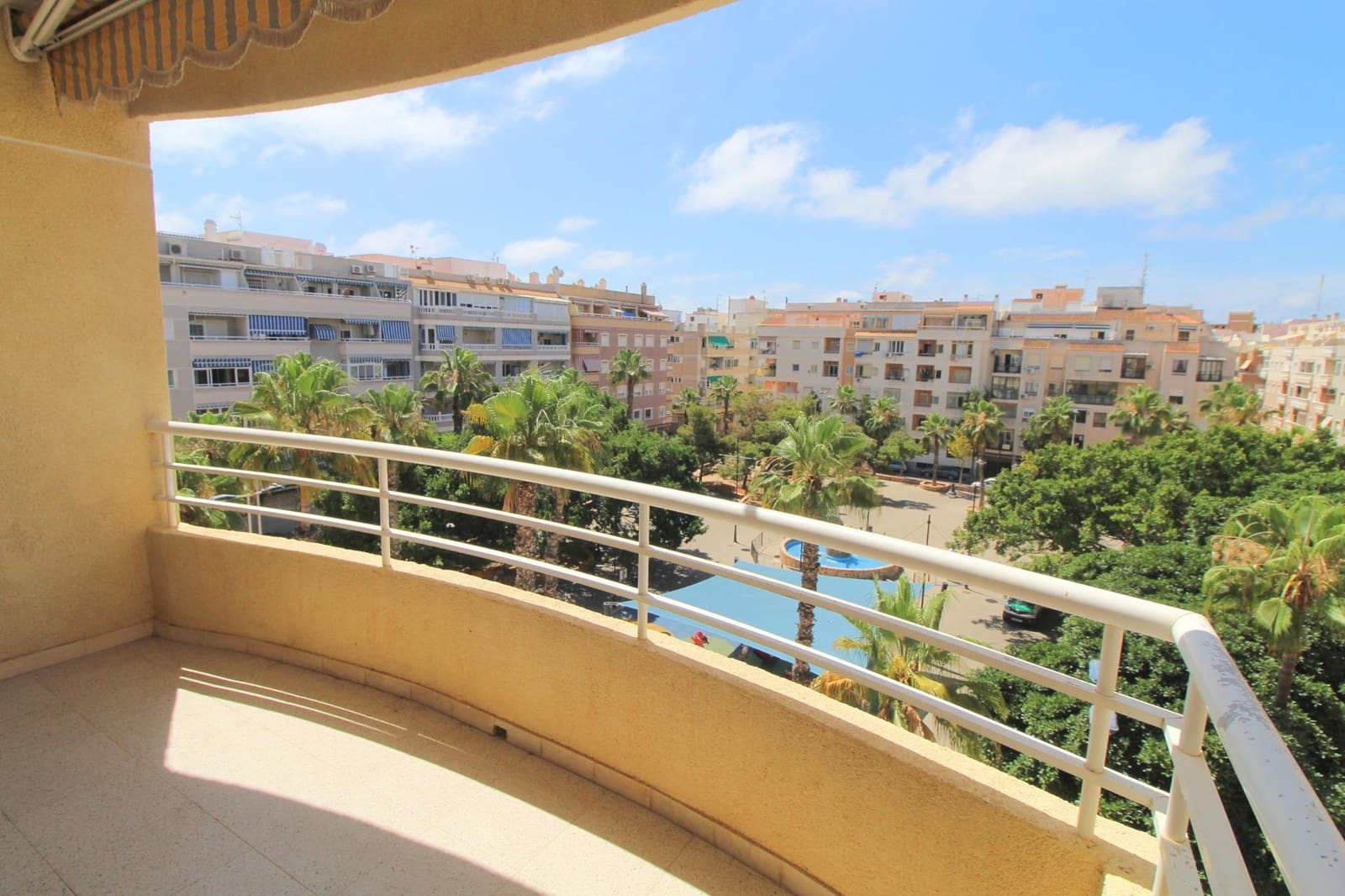 3 chambre Appartement à vendre à Torrevieja - 220 000 € (Ref: 9949752)
