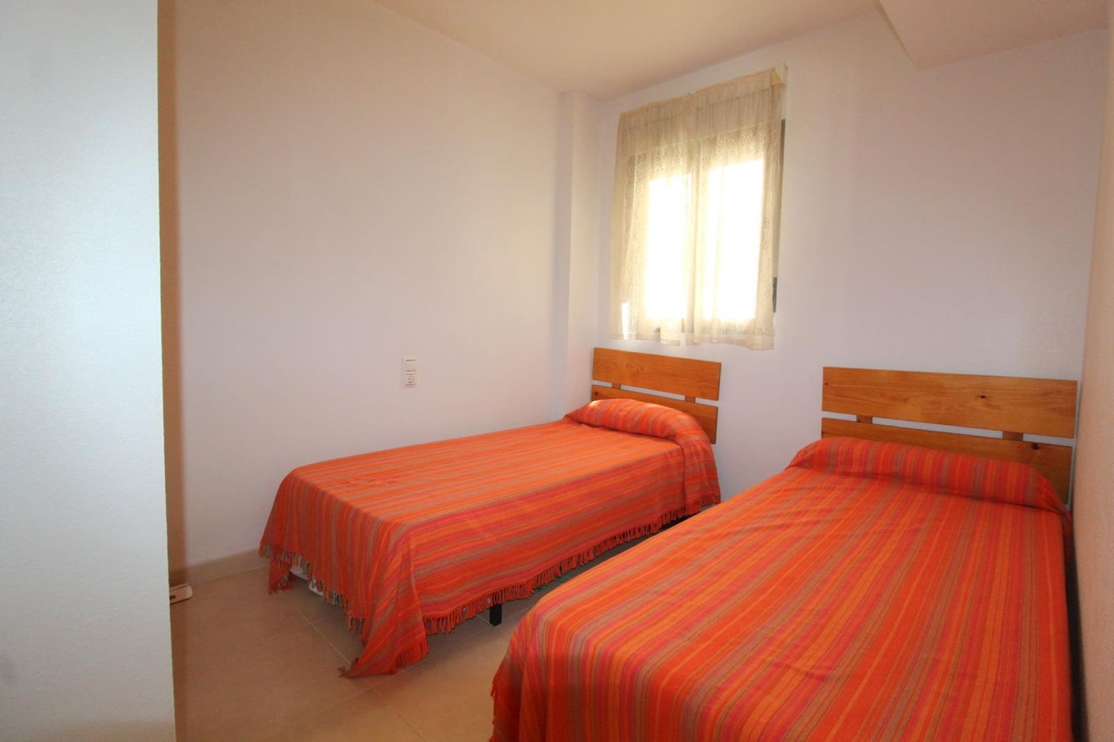 2 camera da letto Appartamento in vendita in Torrevieja con piscina garage - 185.000 € (Rif: 9966628)