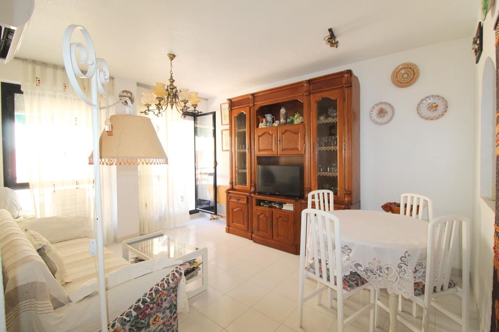 2 soverom Leilighet til salgs i Torrevieja med svømmebasseng - € 158 000 (Ref: 9994201)