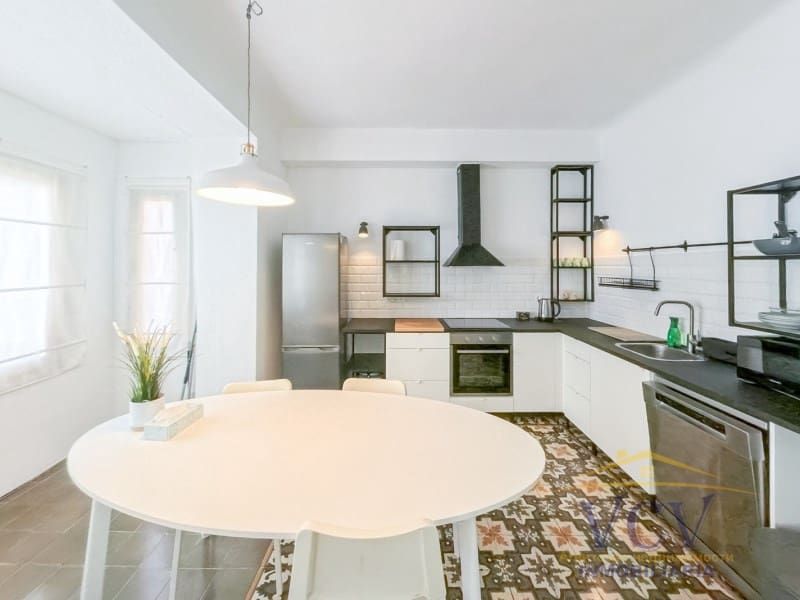 2 soveværelse Lejlighed til salg i Alicante by - € 249.000 (Ref: 10004115)