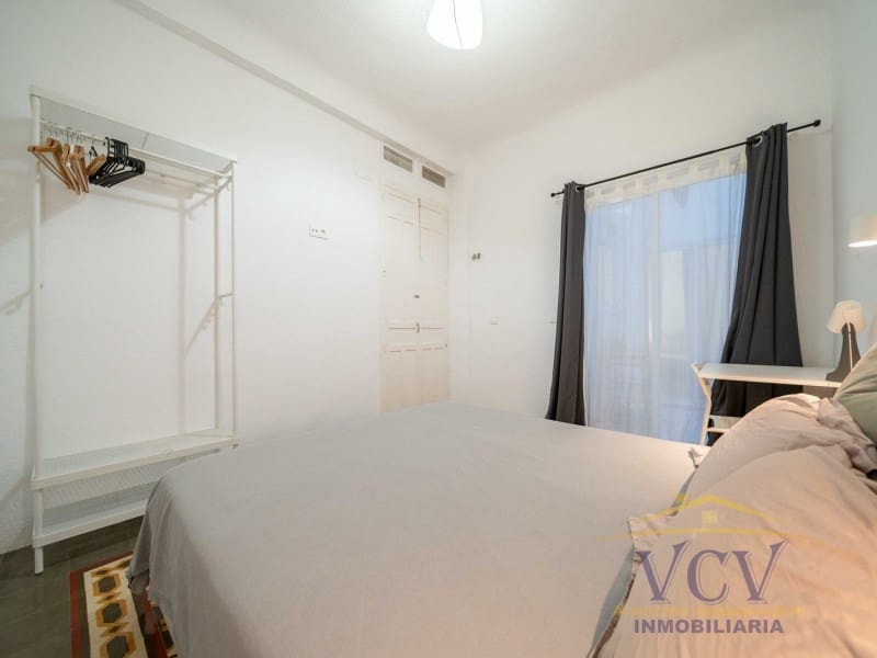 2 soveværelse Lejlighed til salg i Alicante by - € 249.000 (Ref: 10004115)