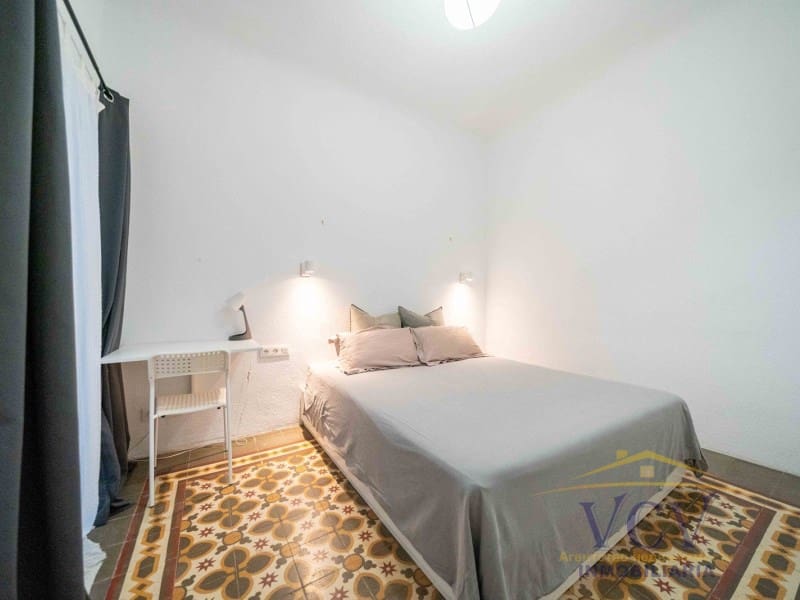 2 soveværelse Lejlighed til salg i Alicante by - € 249.000 (Ref: 10004115)