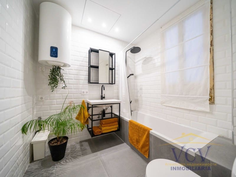 2 soveværelse Lejlighed til salg i Alicante by - € 249.000 (Ref: 10004115)