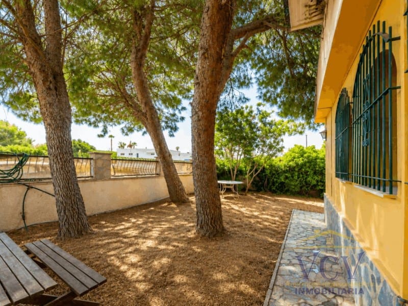 4 chambre Villa/Maison à vendre à Muchamiel / Mutxamel avec garage - 390 000 € (Ref: 10019180)