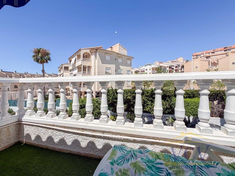 3 soverom Hus til salgs i Santa Pola med garasje - € 265 000 (Ref: 9948436)