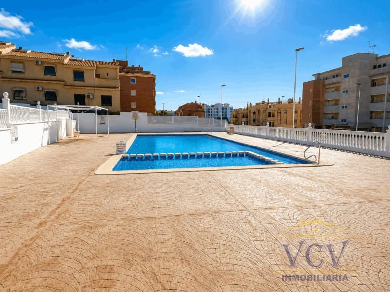 3 soverom Hus til salgs i Santa Pola med garasje - € 265 000 (Ref: 9948436)