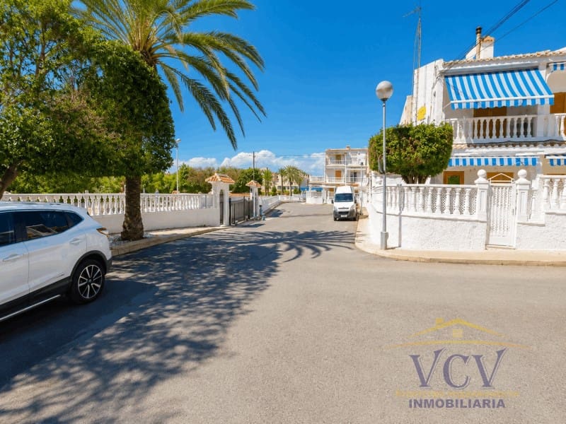 3 soverom Hus til salgs i Santa Pola med garasje - € 265 000 (Ref: 9948436)