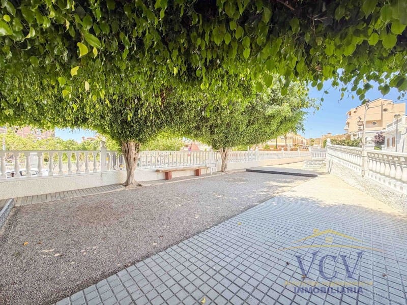 3 soverom Hus til salgs i Santa Pola med garasje - € 265 000 (Ref: 9948436)
