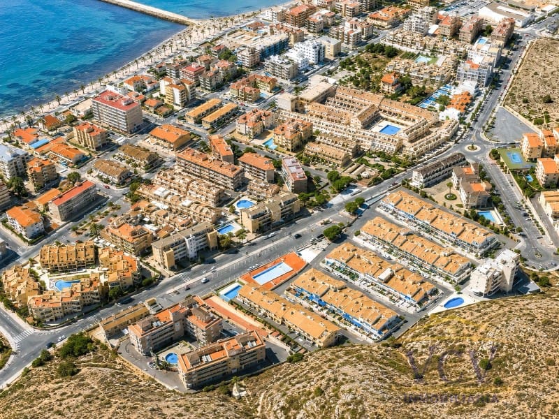 3 soverom Hus til salgs i Santa Pola med garasje - € 265 000 (Ref: 9948436)