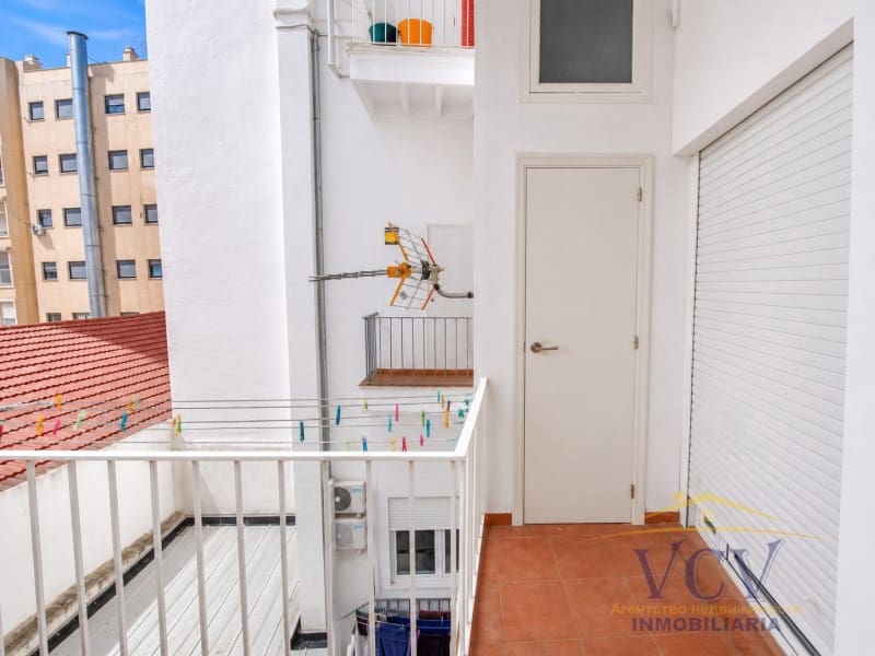3 soveværelse Lejlighed til salg i Alicante by - € 350.000 (Ref: 9948438)