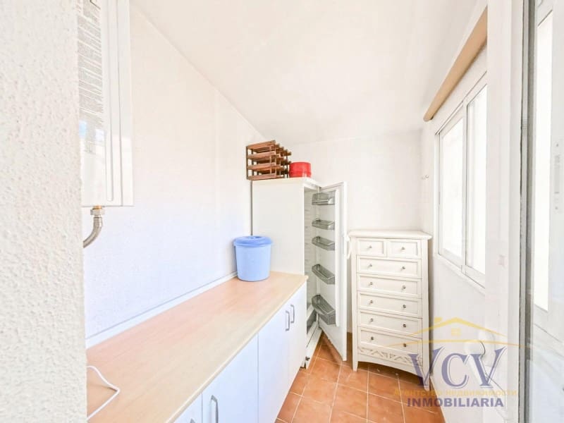 5 bedroom Townhouse for sale in Alicante / Alacant city with garage - € 650,000 (Ref: 9948439)