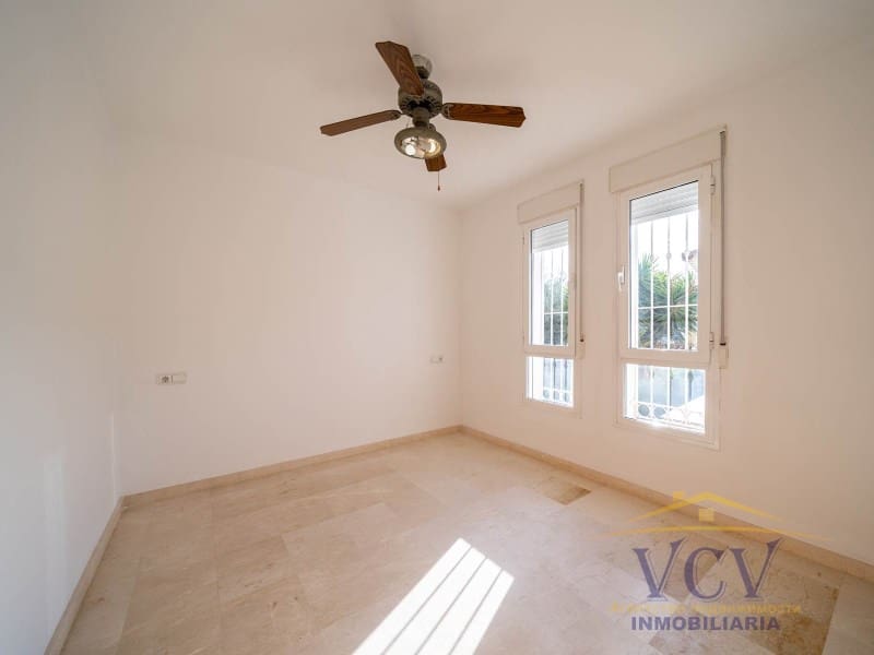 5 bedroom Townhouse for sale in Alicante / Alacant city with garage - € 650,000 (Ref: 9948439)