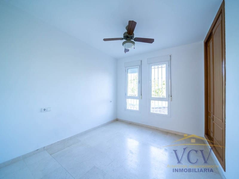 5 bedroom Townhouse for sale in Alicante / Alacant city with garage - € 650,000 (Ref: 9948439)
