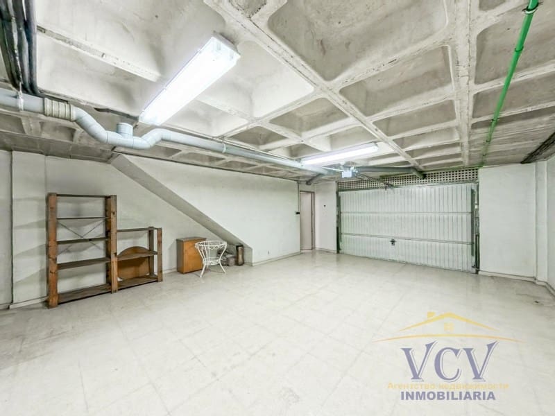 5 bedroom Townhouse for sale in Alicante / Alacant city with garage - € 650,000 (Ref: 9948439)