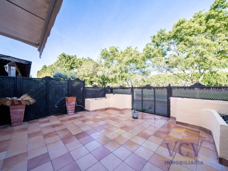 5 bedroom Townhouse for sale in Alicante / Alacant city with garage - € 650,000 (Ref: 9948439)