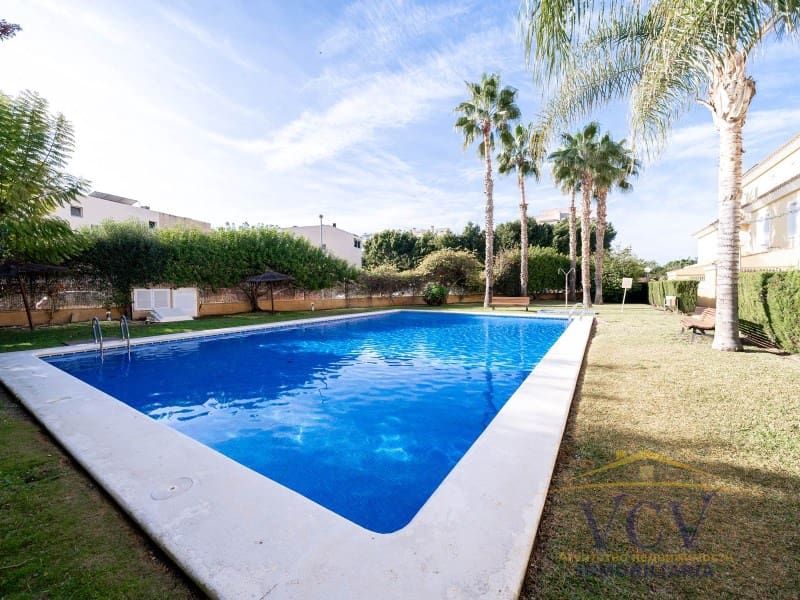 5 bedroom Townhouse for sale in Alicante / Alacant city with garage - € 650,000 (Ref: 9948439)