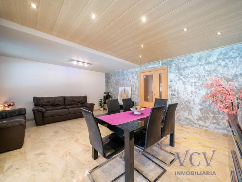 4 Zimmer Haus zu verkaufen in Alicante / Alacant Stadt mit Garage - 659.000 € (Ref: 9948440)