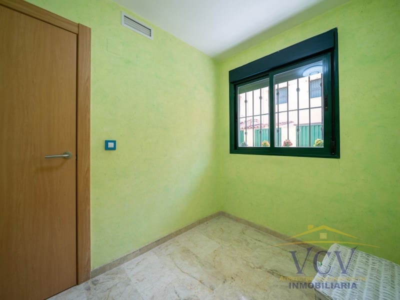 4 Zimmer Haus zu verkaufen in Alicante / Alacant Stadt mit Garage - 659.000 € (Ref: 9948440)