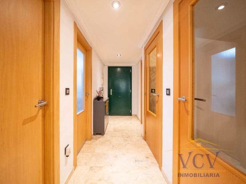 4 Zimmer Haus zu verkaufen in Alicante / Alacant Stadt mit Garage - 659.000 € (Ref: 9948440)