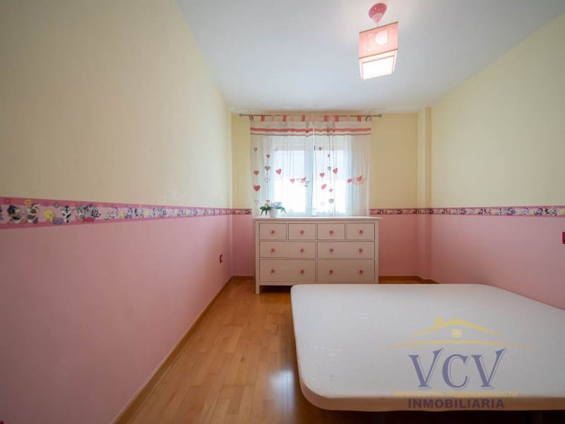 4 Zimmer Haus zu verkaufen in Alicante / Alacant Stadt mit Garage - 659.000 € (Ref: 9948440)