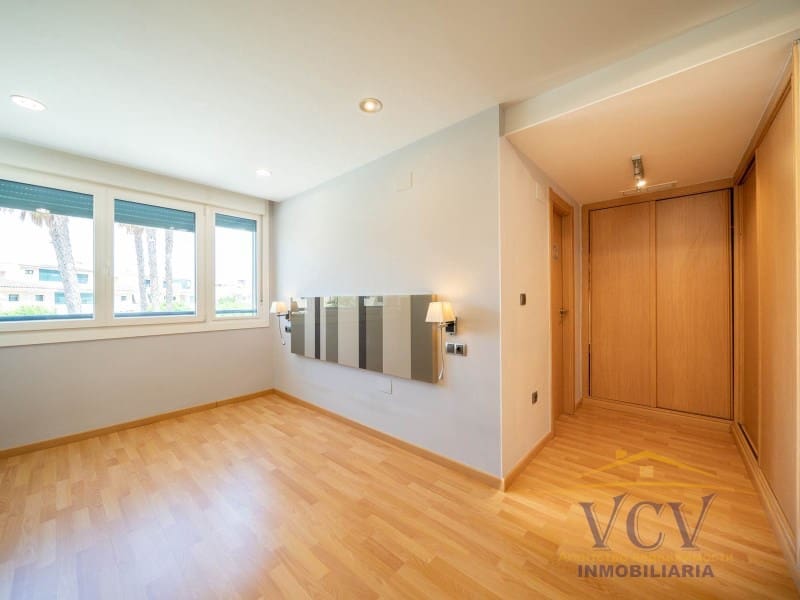 4 Zimmer Haus zu verkaufen in Alicante / Alacant Stadt mit Garage - 659.000 € (Ref: 9948440)