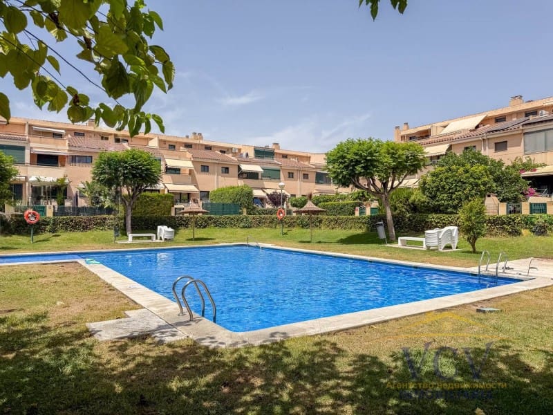 4 Zimmer Haus zu verkaufen in Alicante / Alacant Stadt mit Garage - 659.000 € (Ref: 9948440)