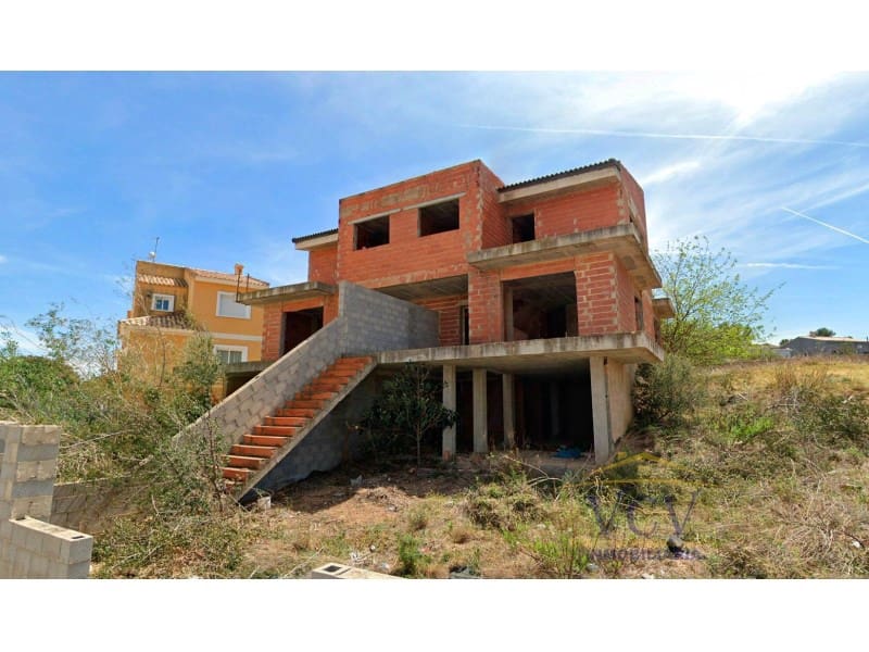 Undeveloped Land for sale in Chiva - € 1,060,000 (Ref: 9948442)