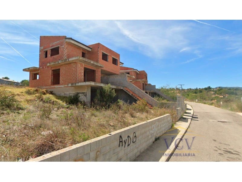 Undeveloped Land for sale in Chiva - € 1,060,000 (Ref: 9948442)
