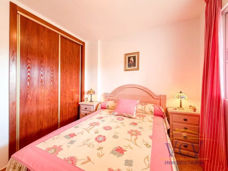 2 bedroom Flat for sale in El Campello with garage - € 385,000 (Ref: 9948443)