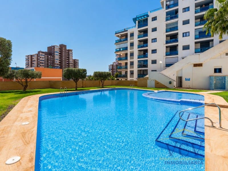 2 bedroom Flat for sale in El Campello with garage - € 385,000 (Ref: 9948443)