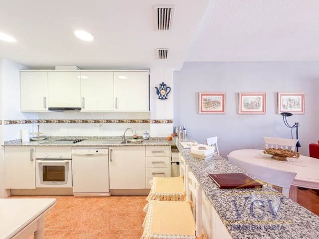 2 bedroom Flat for sale in El Campello with garage - € 385,000 (Ref: 9948443)