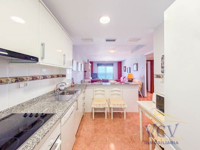2 bedroom Flat for sale in El Campello with garage - € 385,000 (Ref: 9948443)