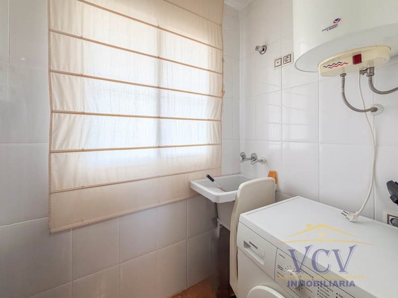 2 bedroom Flat for sale in El Campello with garage - € 385,000 (Ref: 9948443)
