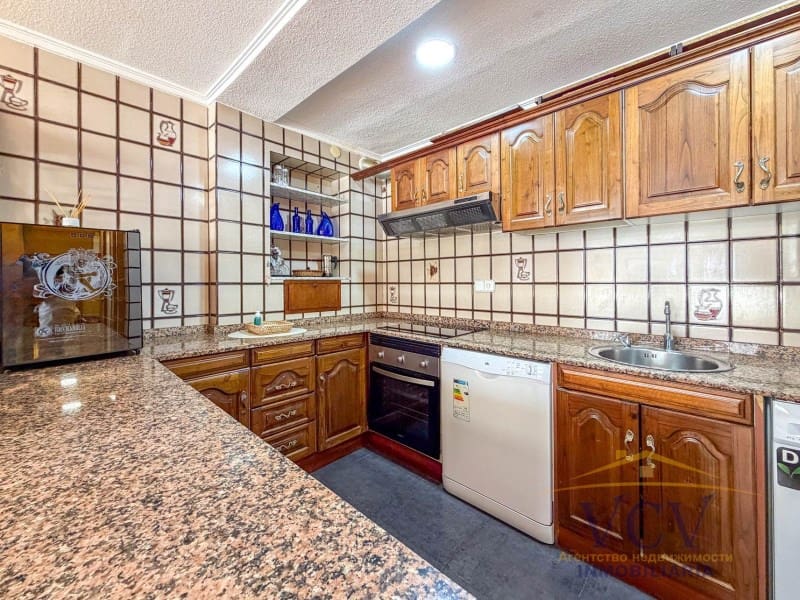 1 Zimmer Wohnung zu verkaufen in Alicante / Alacant Stadt mit Garage - 298.000 € (Ref: 9948444)