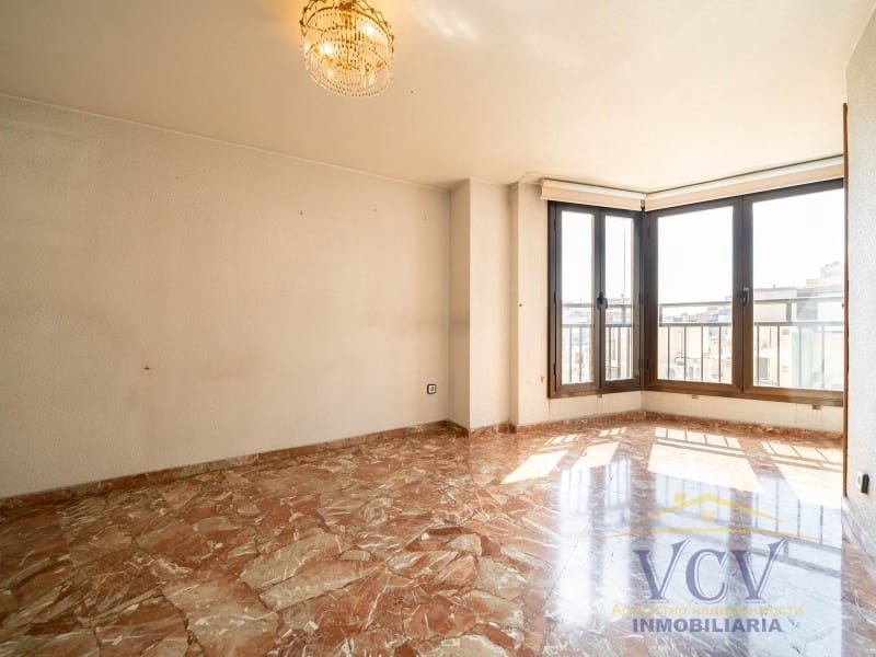 4 bedroom Flat for sale in Alicante / Alacant city - € 570,000 (Ref: 9948445)