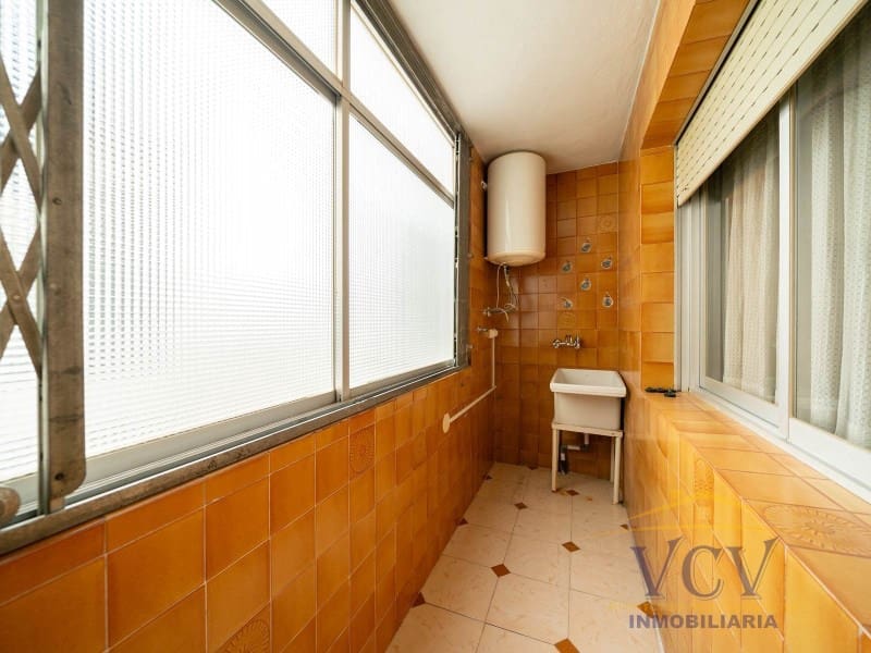 4 bedroom Flat for sale in Alicante / Alacant city - € 570,000 (Ref: 9948445)
