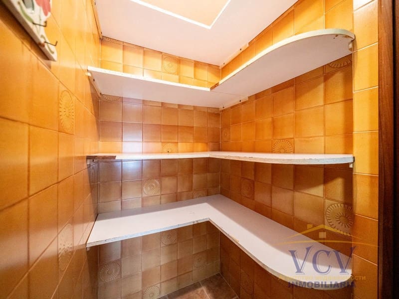 4 bedroom Flat for sale in Alicante / Alacant city - € 570,000 (Ref: 9948445)