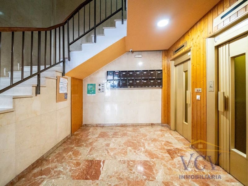 4 bedroom Flat for sale in Alicante / Alacant city - € 570,000 (Ref: 9948445)
