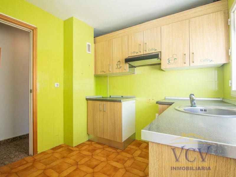 3 bedroom Flat for sale in El Campello with garage - € 325,000 (Ref: 9948446)