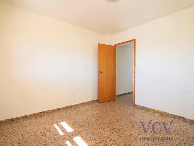 3 bedroom Flat for sale in El Campello with garage - € 325,000 (Ref: 9948446)